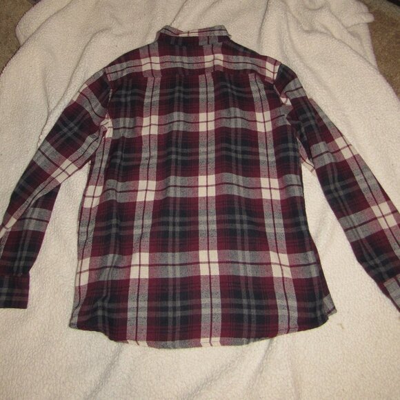 Molokai Surf Co. Flannel Light Jacket/Shirt Size M Poly/Cotton 2 Pockets - Picture 3 of 6